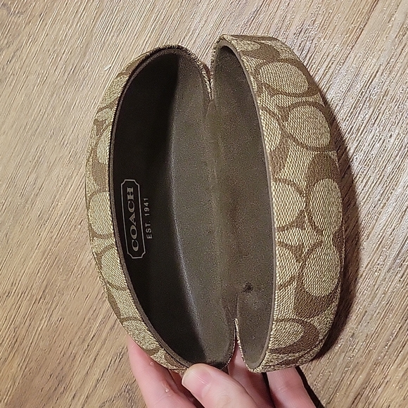 Coach Sunglasses Case - Picture 2 of 4